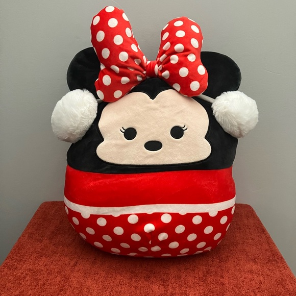 Minnie Mouse (Earmuffs) - 10” Squishmallow - Picture 1 of 5